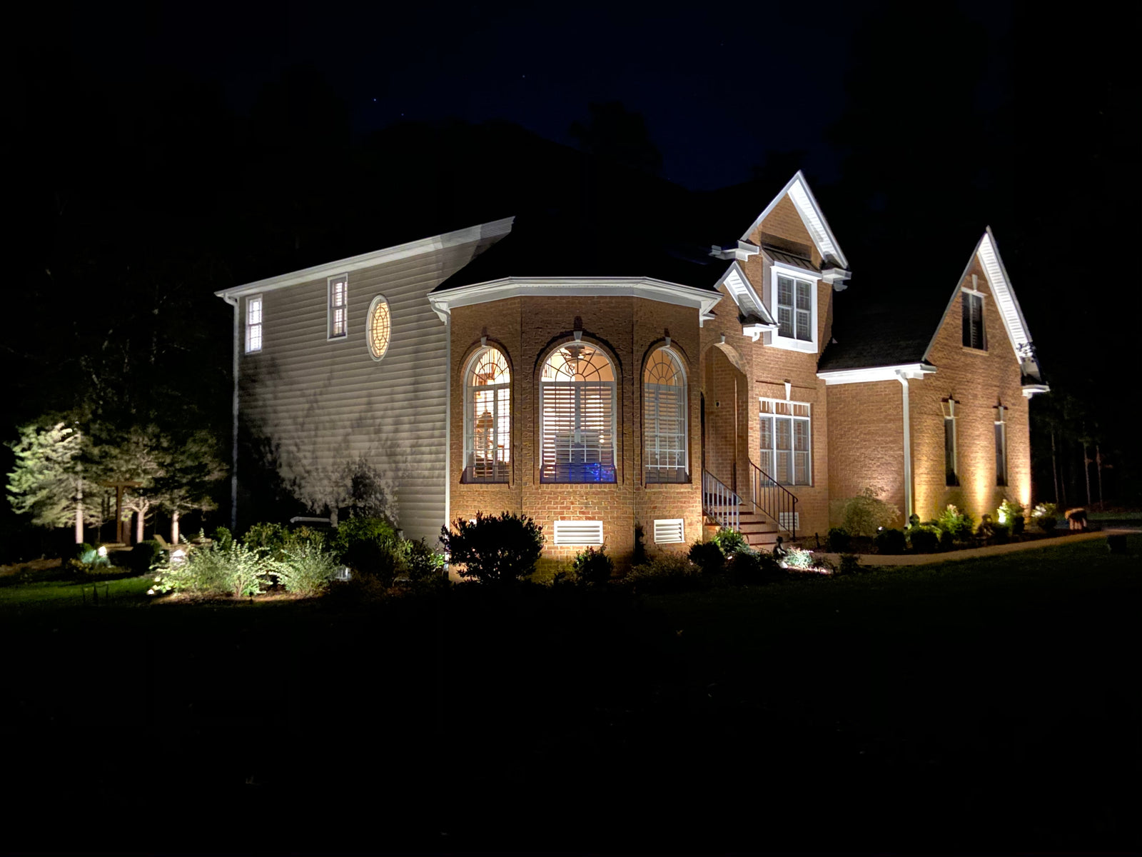 What Makes MALORY's Landscape Spotlight the Ideal Lighting Solution？